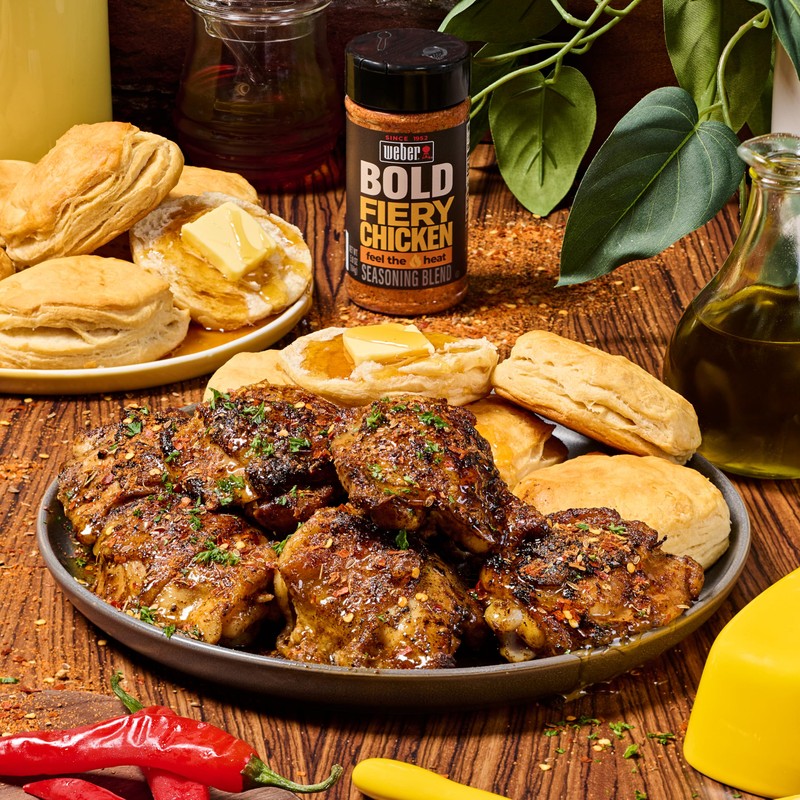 Weber BOLD Fiery Chicken Seasoning Blend, 5.8 Ounce Shaker