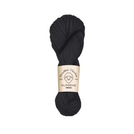 CIRCULO Supreme Merino Wool Yarn - 100% Brazilian Merino - Washable, Soft, Warm, and Luxurious - Perfect for Knitting & Crochet - Chunky - 73yds / 3.52oz (8990 - Black)