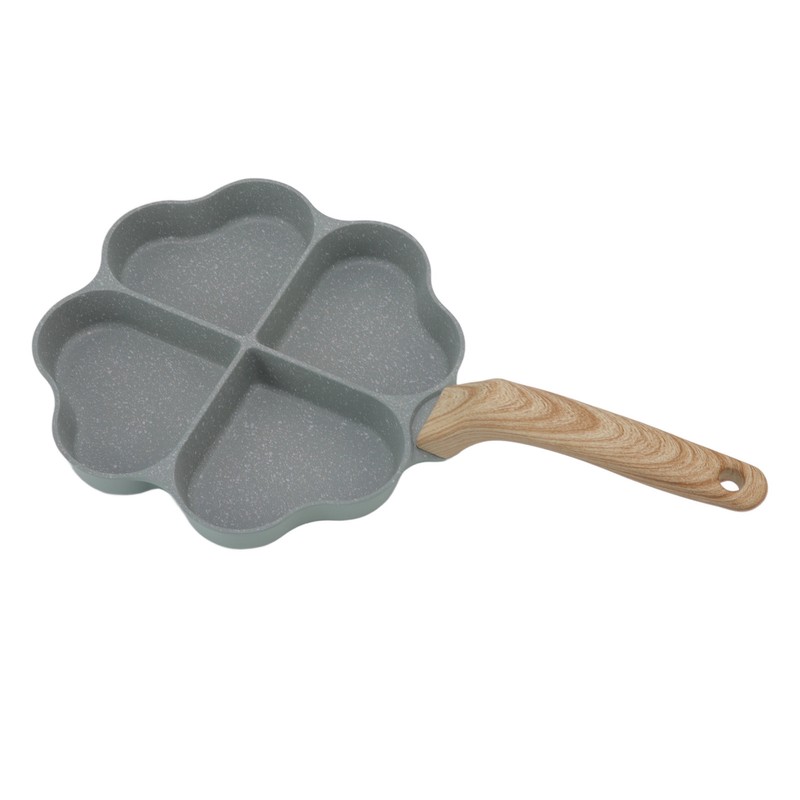 Egg Frying Pan Nonstick Heart Shaped 4 Cup Uniform Heating