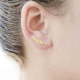 Aneneiceera Vintage Leaf Stud Earrings Gold Leaf Crawbler Earring Filigree Leaves Stud Crawler Earring Minimalist Leaf Earrings Jewellery for Women, Zinc