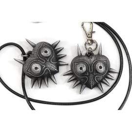 Majoras Mask Keychain / Necklace - Legend of Zelda - Style: Keychain