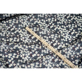 Liberty Fabrics • Mitsi • Tana Lawn™ Cotton 0.5 m