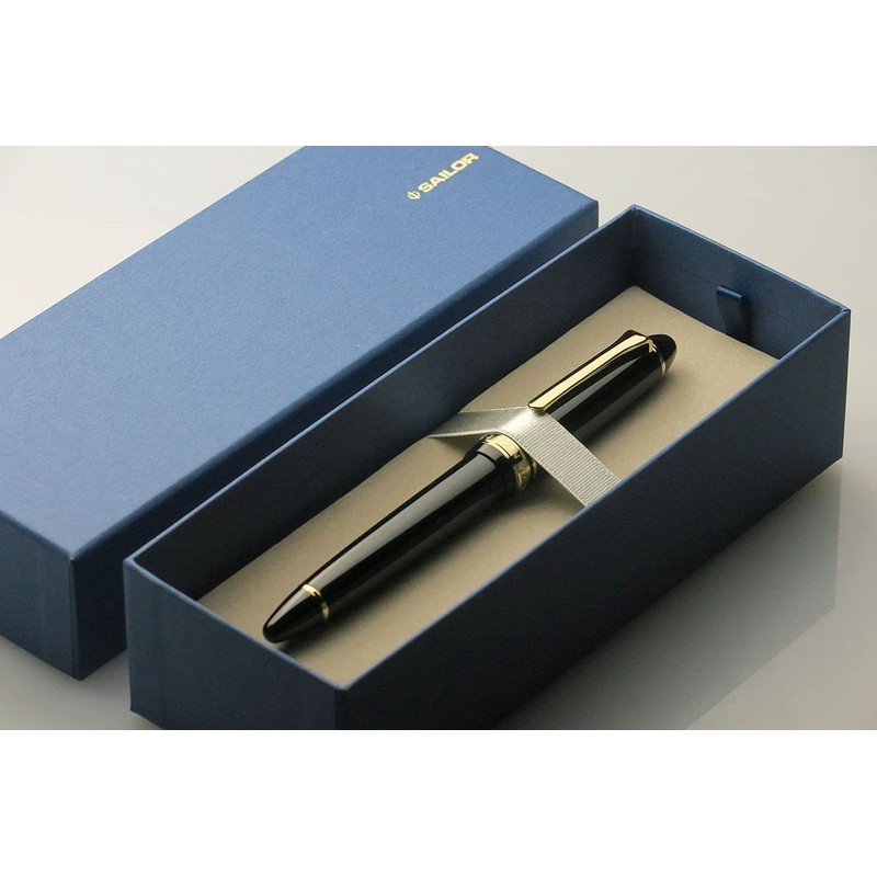 Sailor Fountain Pen, Profit Lite Fountain Pen, Gold Trim, Black,