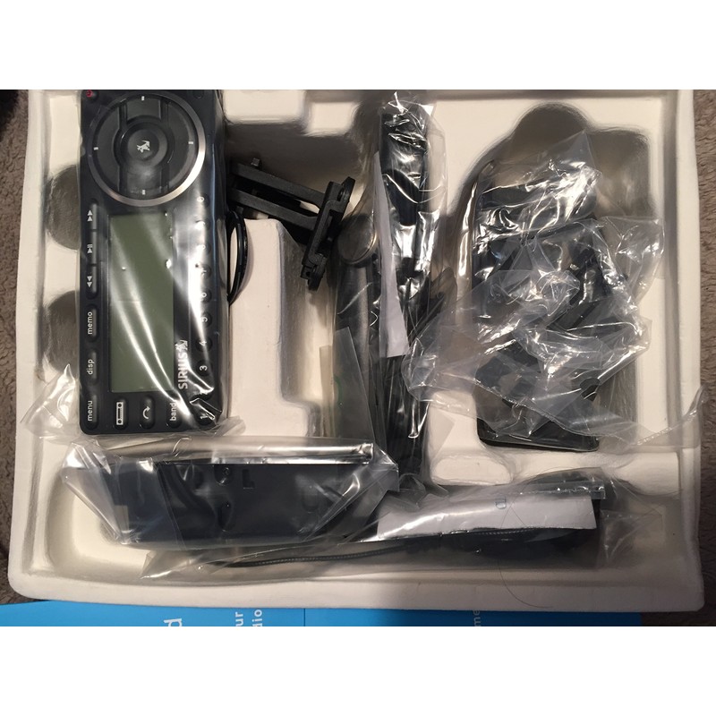 Audiovox Sirius ST5TK1R Starmate Plug and Play with Vehicle Kit