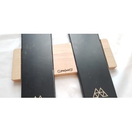 Clipboart ® Vertical Wall Mount for Freeride Ski Touring Skis Carving Skis with a Waist Between 75 mm to 113 mm (Oak 100)