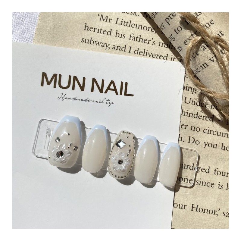 Ice Flower Nail Tips - Round / 아이스 플라워 네일팁