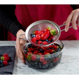Kafoor 6.3" Fine Mesh Strainer with Stainless steel handle - Sieve Fine Mesh Stainless Steel - Ideal to Sift Flour, Icing Sugar, Fruits and Vegetables.