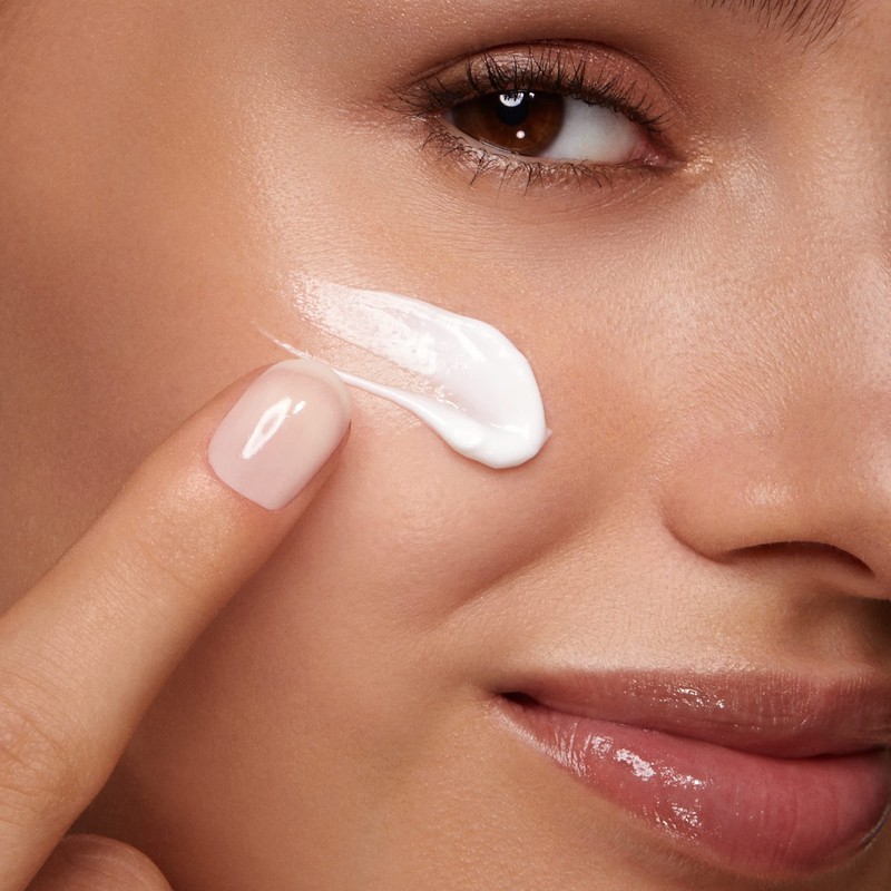 KIKO Milano Bright Lift Matte Matte Day Cream with Lifting