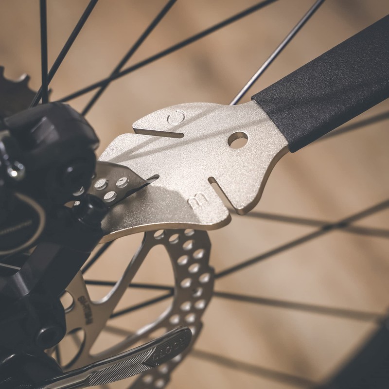 BIKEHAND Bike Dual Functions Disc Rotor True Alignment Truing Fork