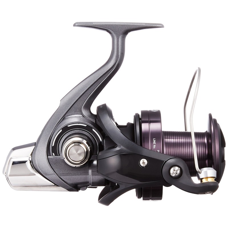 ダイワ(DAIWA) スピニングリール(投げ・遠投) 17 クロスキャスト 6000 (2017モデル)