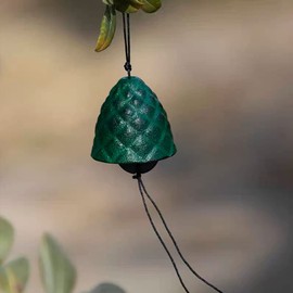 Japanese Lucky Pine Cones Small Wind Chimes Outdoor, Iwachu Cast Iron Temple Wind Bell Memorial and Sympathy Wind Chimes for Outside or Indoor Good Luck for Garden, Patio, Balcony(Green Pine Cones)