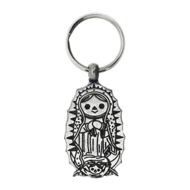 llavero Metálico tallado con la representación de la Virgen de Guadalupe. (Plateado)