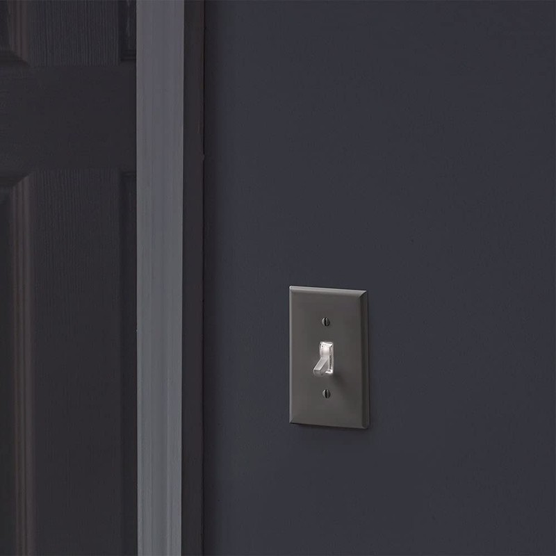 Leviton 15 Amp, 120 Volt, Toggle LED Illuminated 3-Way Switch,