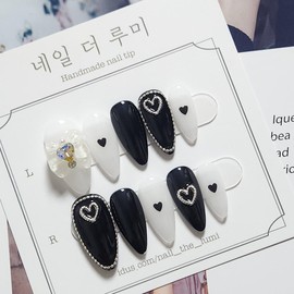  Black&White  Handmade nail tips - Coffin /  Black&White  수제네일팁 - 코핀