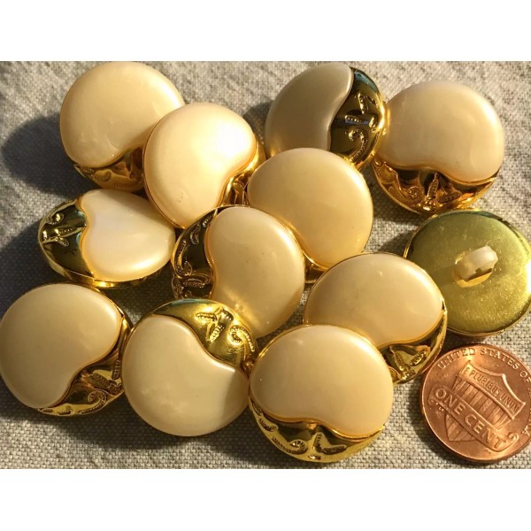 Unbranded 12 Shiny Gold Tone PLASTIC Faux MOP Shank Buttons