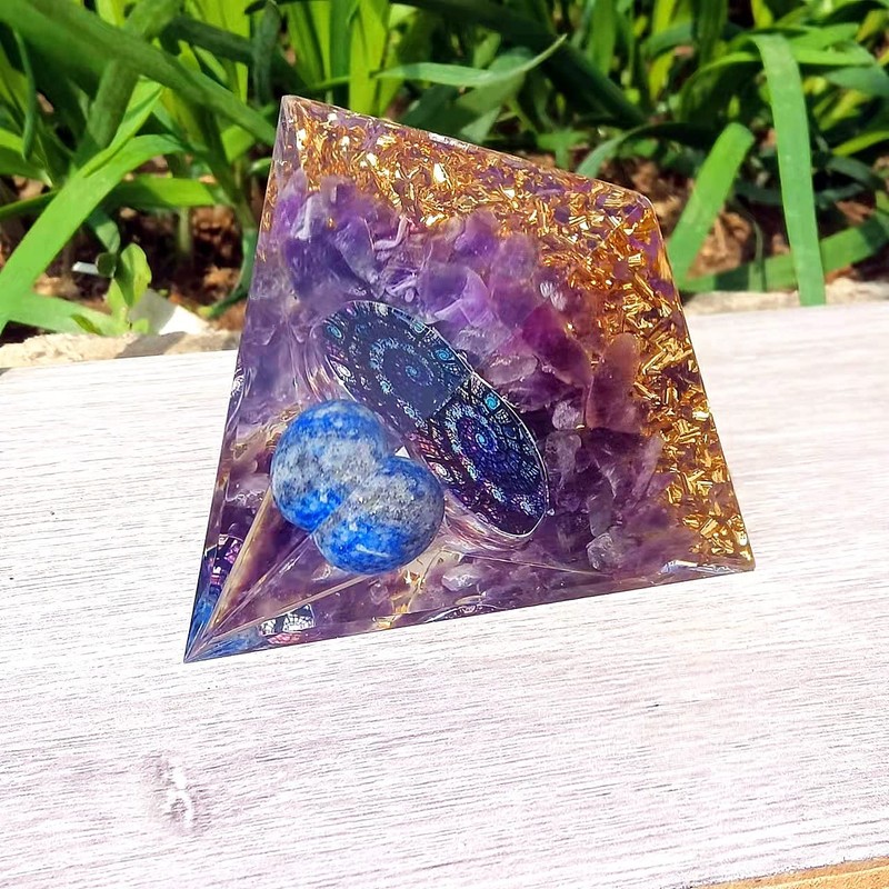 ycyingcheng Crystal Positive Energy Generator Orgonite Pyramid Protection, Energy Protection