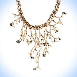 Stylish Coral Pattern Beige Beads Howlite Chip Unique Chic Crystal Rhinestone Elegant Jewelry Necklace For Women