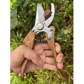 Bypass Pruning Shears for Gardening - SK5 Stainless Steel Garden Snips with Aluminum Alloy Handle for Precise Trimming - Garden Sheers for Flowers - Flower Cutters for Stems