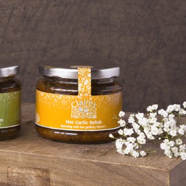 Claire's Handmade - Hot Garlic Relish (200g) - Great Taste Award Winning Traditionally Made Hot & Spicy Relish, Bursting with Flavour, Suitable for Vegetarian, Vegan & Gluten Free Diets, GMO Free