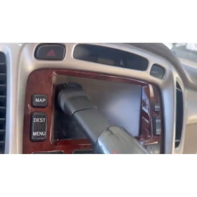 (FST-GZ-014) Strong Suction Wireless Red Car Handheld Vacuum Cleaner Mini