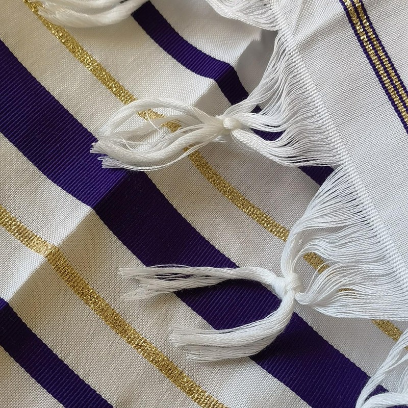 Prayer Cape (Purple)