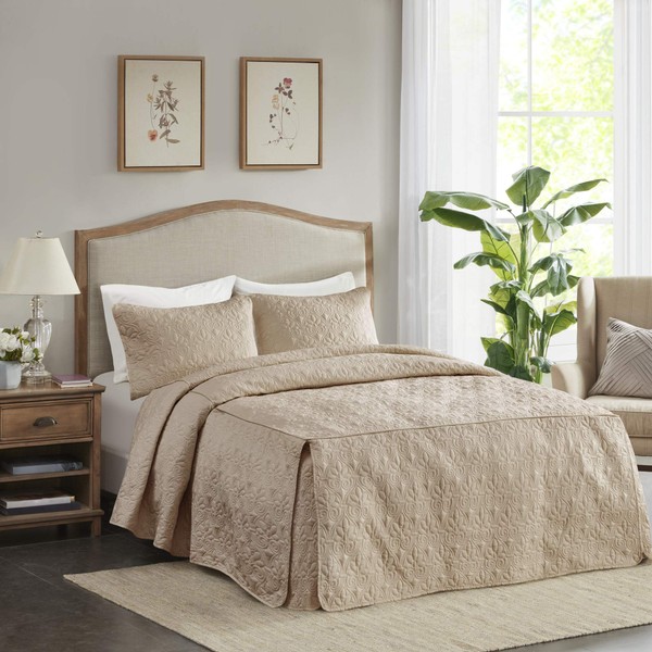 Madison Park Quebec Split Corner Quilted Bedspread Classic Traditional Design All Season, Lightweight, Bedding Set, Matching Shams, Queen(60" x80+24D), Damask Quilted Khaki 3 Piece