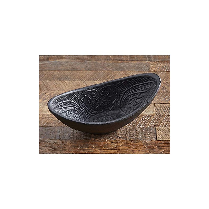 47th & Main Cast Iron Bowl 6.5 x 3.14-inches, Oval