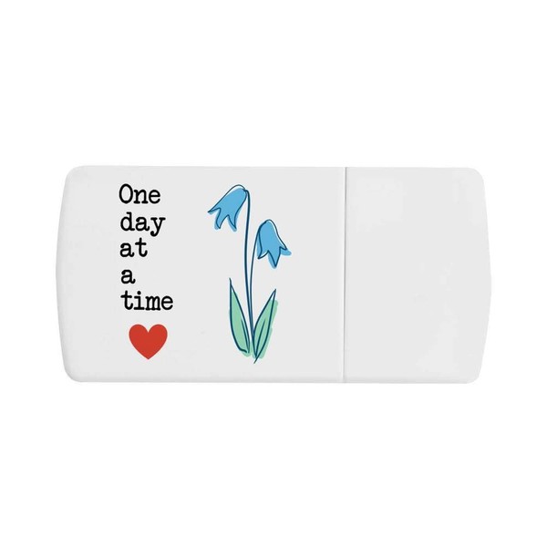 'One Day at A Time' Pill Box with Tablet Splitter