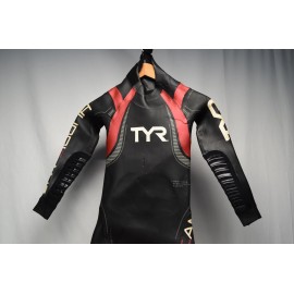 TYR Hurricane Category Cat 5 Wetsuit Full Sleeve Black Red Womens XS