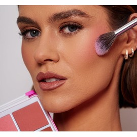 PEACHES AND CREAM BLUSHER QUAD PALETTE, PEACHES & CREAM