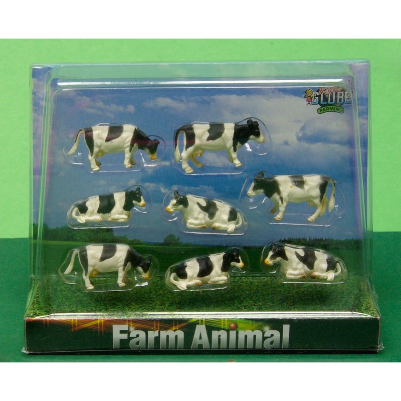 Kids Globe 8 Friesian Cattle