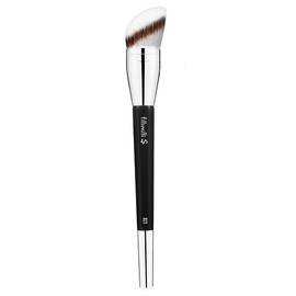 S 823 Cutting Foundation Brush