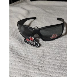Redridge Polarized 15-124 RR26 Non Rx'able 100 % UV Protection Black Sunglasses