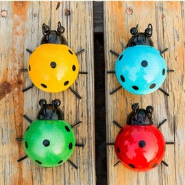Metal Garden Wall Art Decor Set of 4 Cute Ladybugs Outdoor Garden Wall Sculptures Metal Ladybug Decorations for Patio