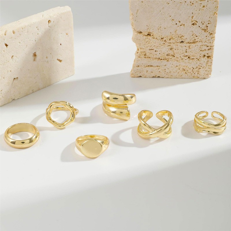 LunarCharm 6-piece set with chunky gold rings for women, gold-plated