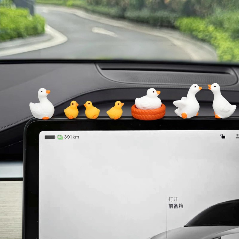 HUFIDA Duck Cute Car Accessories Dashboard Decorations, 8 PCS Resin