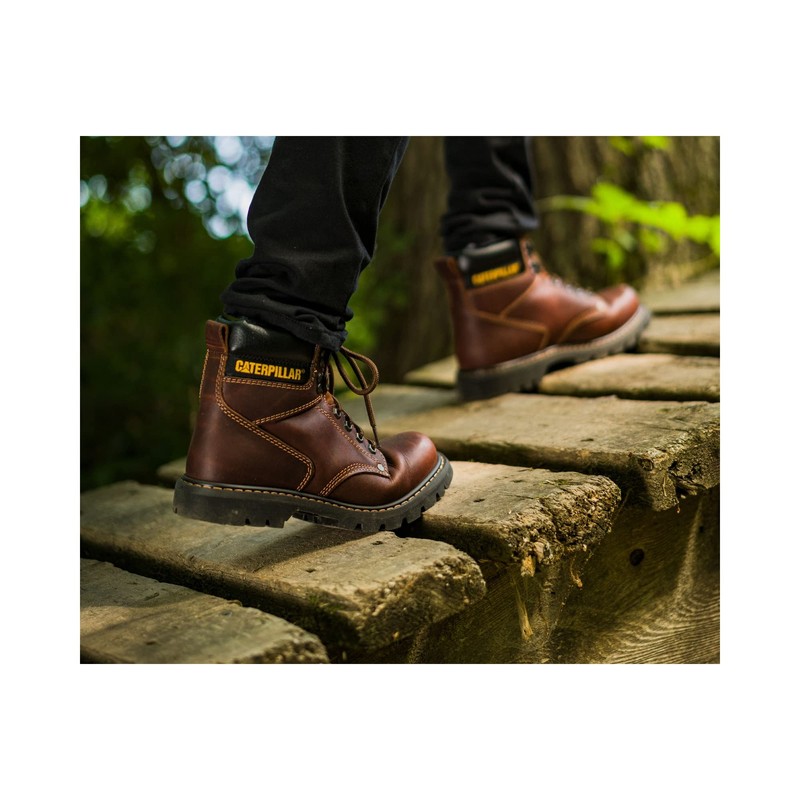 CAT Men's Second Shift Soft Toe Work Boot, Honey, 6