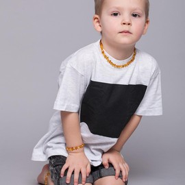 Bernsteinkette - Handgefertigte Bernstein Kette für Damen, Herren, Kleine & Erwachsene - Naturschmuck, Edelsteinketten Geschenkidee, Ostsee Schmuck, Glücksbringer Heilstein (ZITRONE + HONIG, 42 CM)