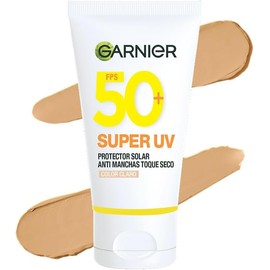 Garnier Super UV – Protector Solar Facial FPS 50+ con Color | Tono Claro | Gel Crema Ligera con Vitamina C | Efecto Mate | Vegano & Cruelty-Free | 40 ml