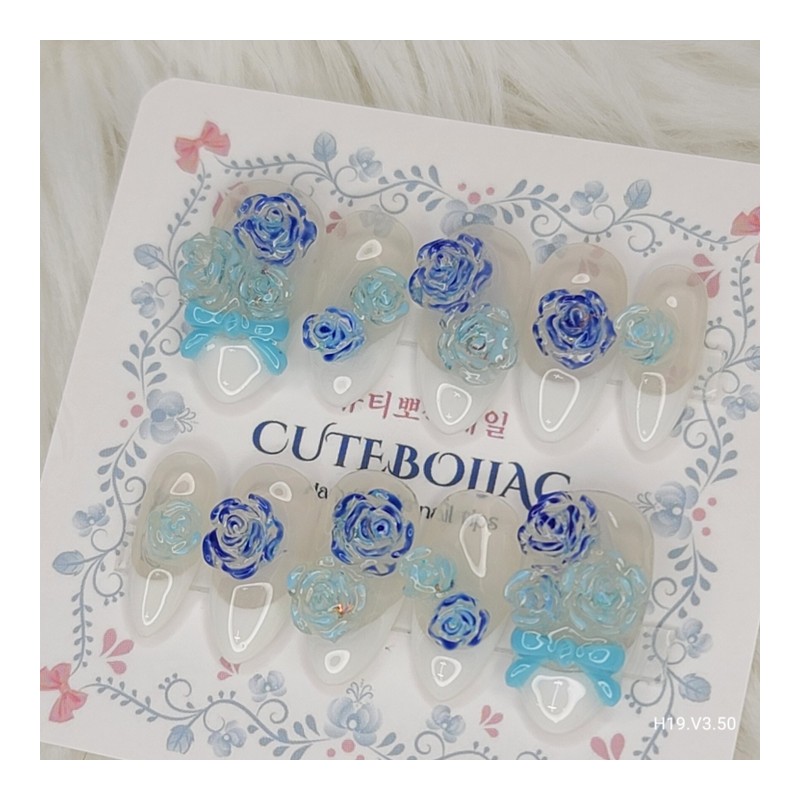 Ice Rose Handmade Nail Tips - Stiletto M / 얼음장미