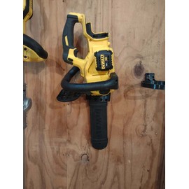 DEWALT MOUNT FOR DEWALT DCCS620B 20V MAX Cordless Compact Chainsaw --WALL MOUNT ONLY