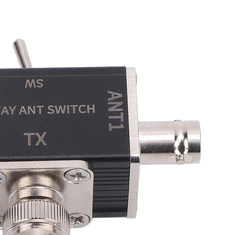 Manual Antennae Transfer Switch, BNC Interface 1 Input 2 Output