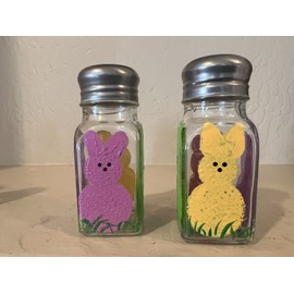 Unbranded Hand Painted Easter Purple, Pink, Green & Pink Bunnies Salt and Pepper Shakers