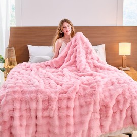Jeyfull Pink Faux Fur Throw Blanket Soft Plush Fluffy Bubble Texture Cozy Blanket for Couch Bed Sofa Warm Thick Luxury Home Decor Gift for Women Mom Girlfriend (King Size 108''x90'', Pink)