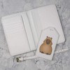 Azeeda 'Grumpy Capybara' Passport Cover & Luggage Tag Travel Set