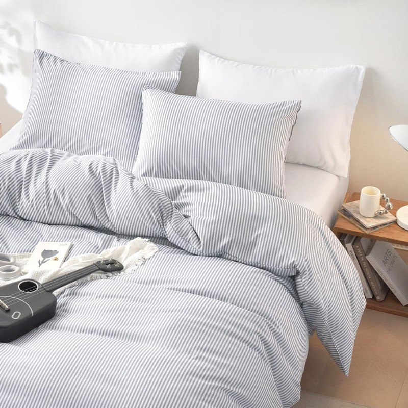 Wake In Cloud - Striped Comforter Set, Ticking Stripe Vertical