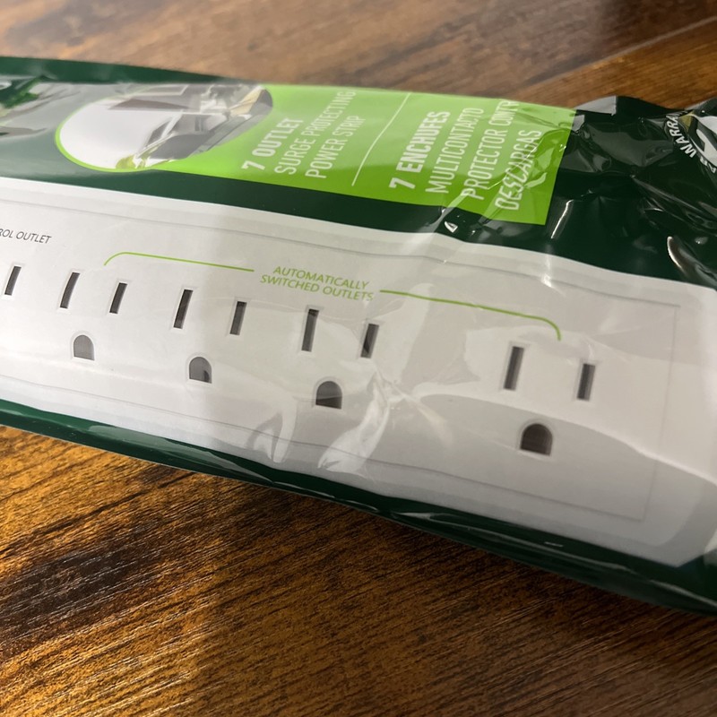 Greenlite Tier 1 Advanced Current Sensing 7 Outlet Power Strip