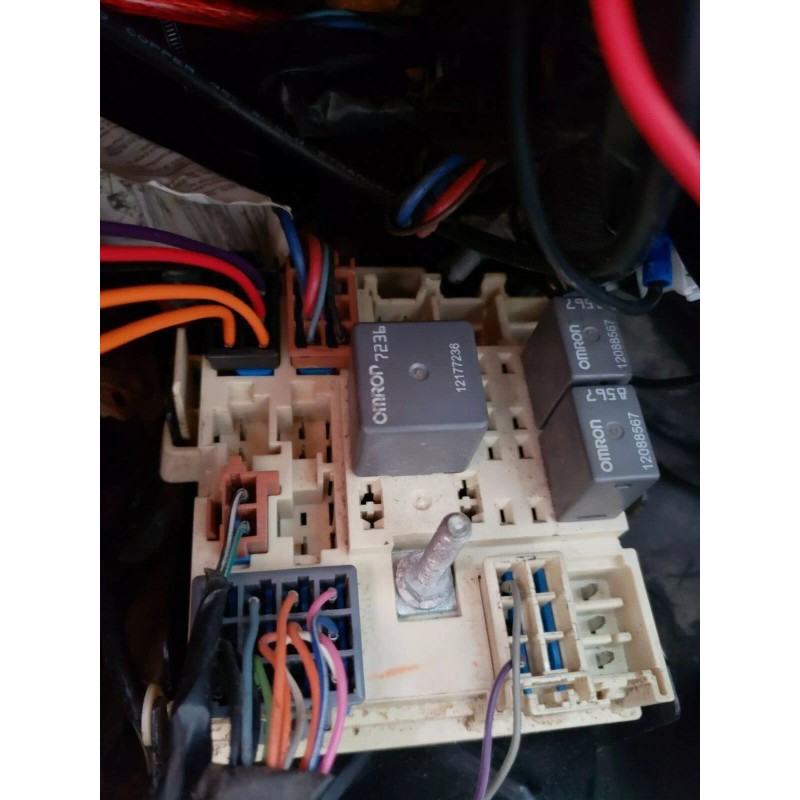 DELPHI 1999-2006 GM UPFITTER CHEVY GMC JUNCTION BLOCK CONNECTOR OEM