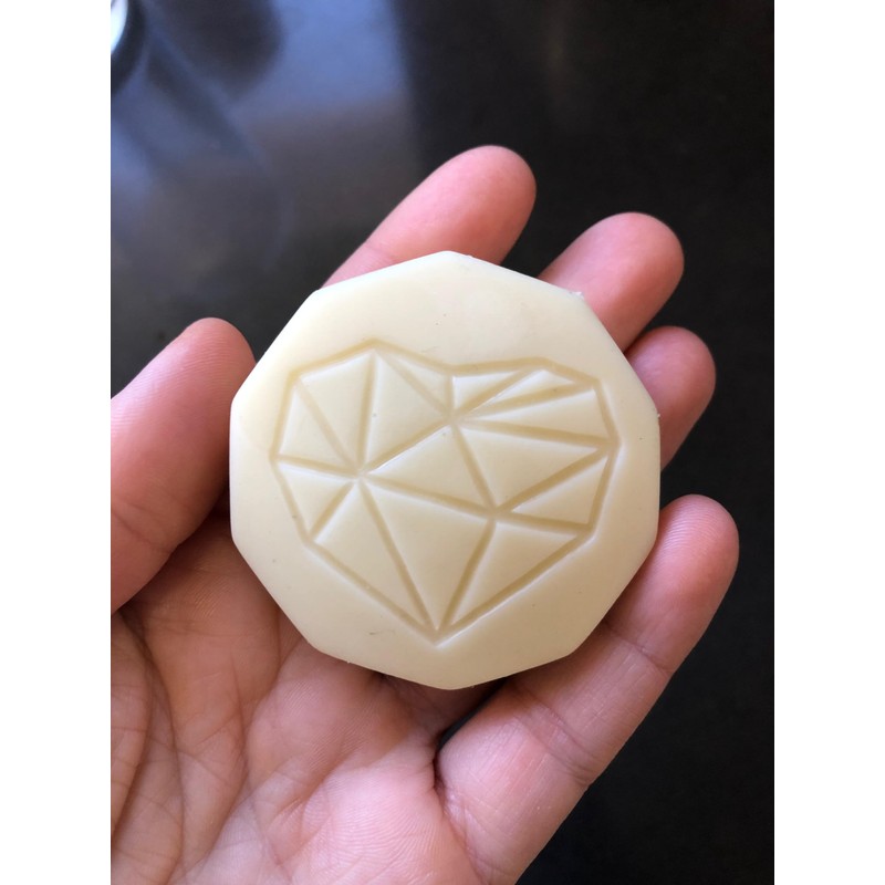 Hard Lotion Bar | Organic Beeswax and Plant based Moisturizer