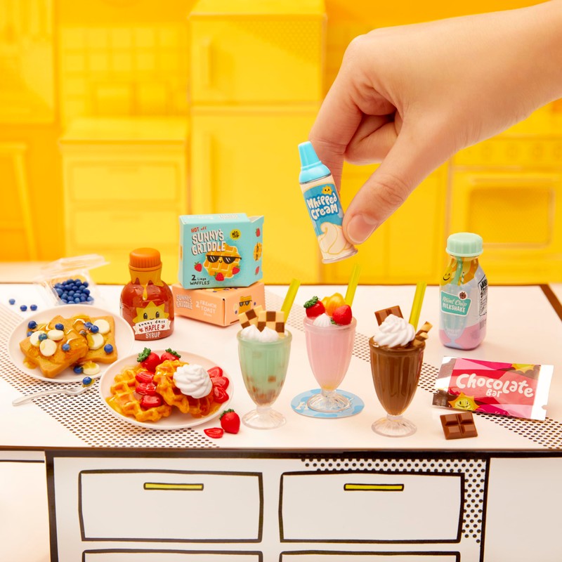 MGA's Miniverse - Make It Mini Food, Ice Cream Shop